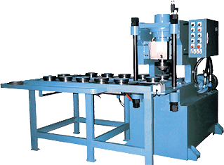 重型鉚接機旋鉚機