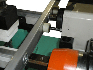 多功能梯子鉚接機