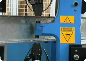 數控自沖鉚接機