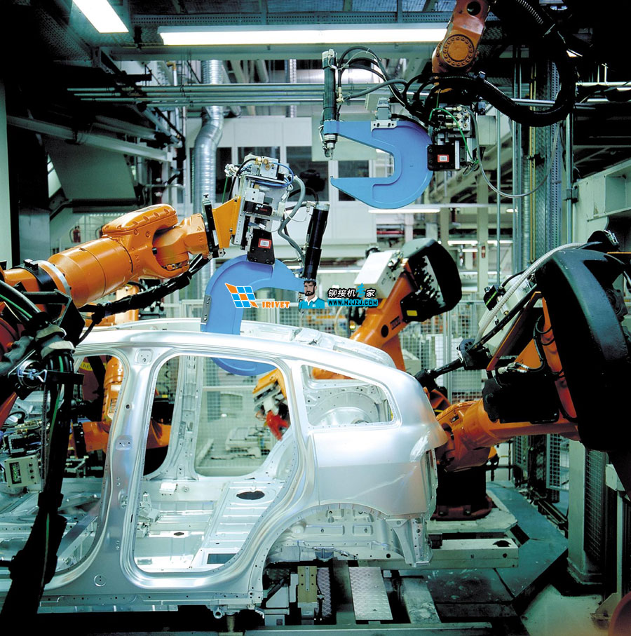 汽車輕量化自沖鉚接機